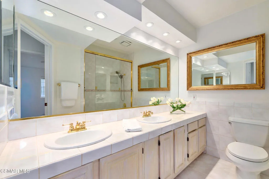 220 Camino Cortina, Camarillo, California 93010 home-pic-42