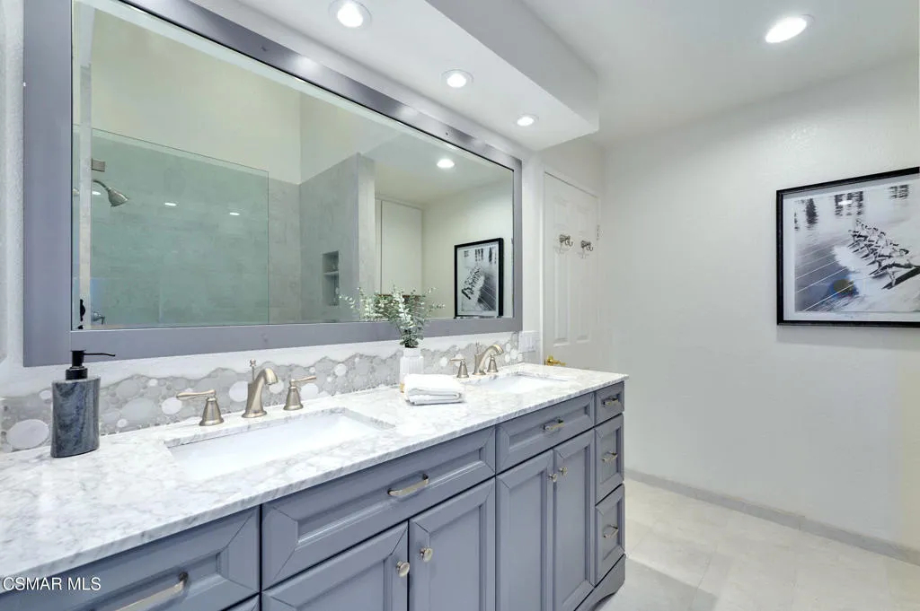 220 Camino Cortina, Camarillo, California 93010 home-pic-32