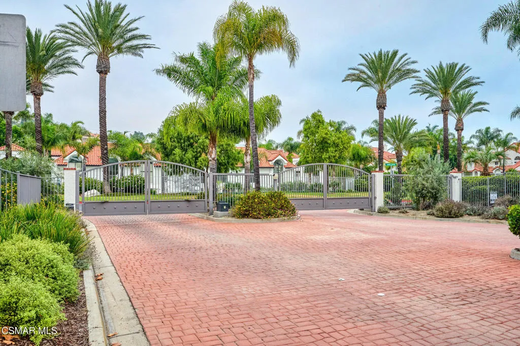 220 Camino Cortina, Camarillo, California 93010 home-pic-74