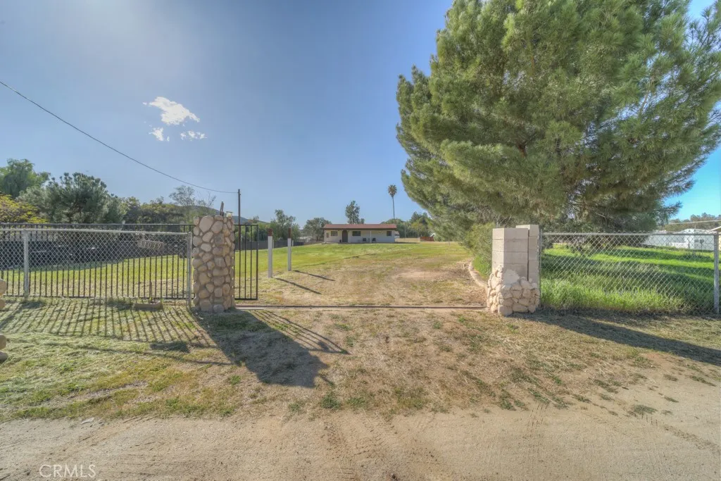 31039 Byers Road, Menifee, California 92584 home-pic-24