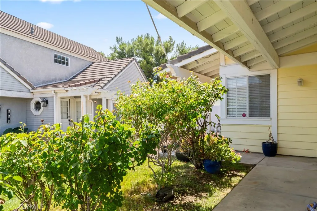 23825 Five Tribes Trail, Murrieta, California 92562 home-pic-8