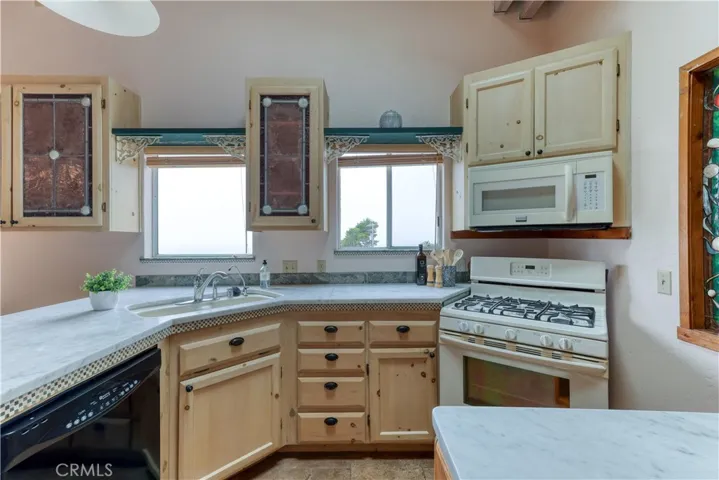 564 Croyden Ln, Cambria, California 93428