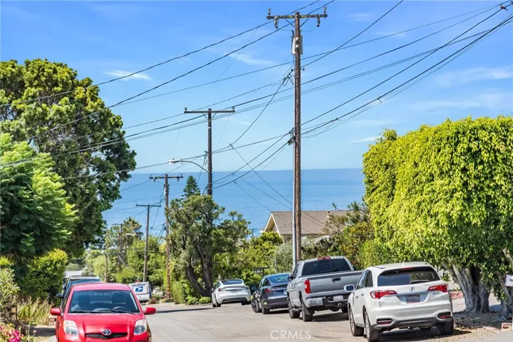 685 Seaview Street, Laguna Beach, California 92651