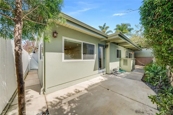 685 Seaview Street, Laguna Beach, California 92651