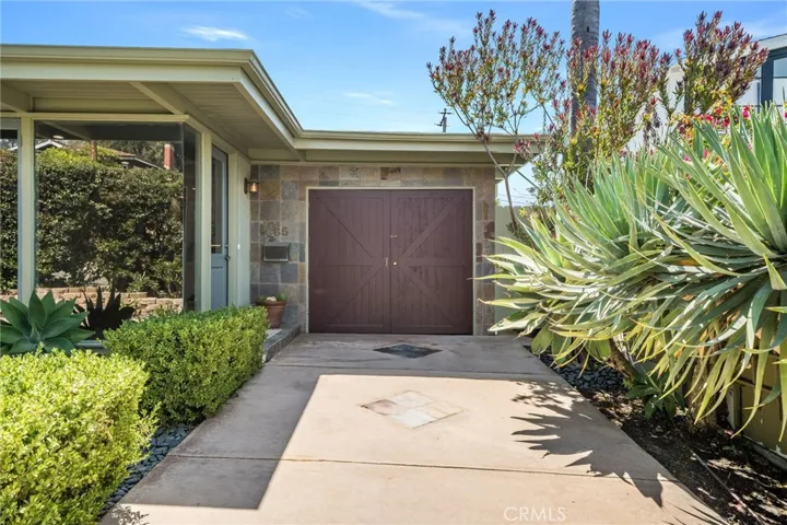 685 Seaview Street, Laguna Beach, California 92651