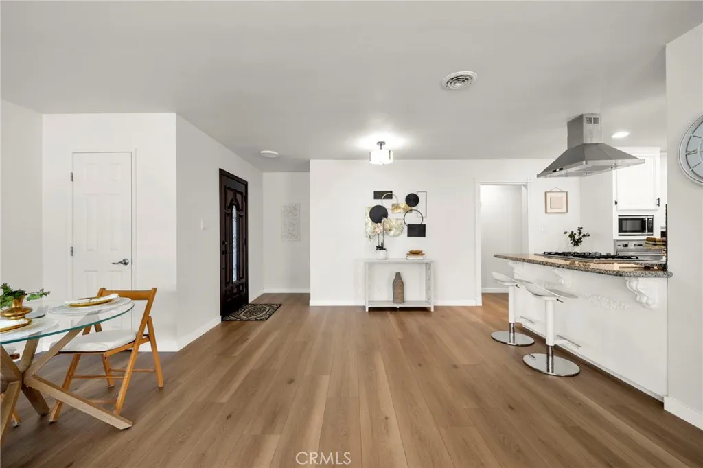 14512 Condon Avenue, Lawndale, California 90260 home-pic-2