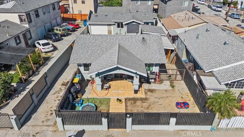 809 N Tamarind Avenue, Compton, California 90220
