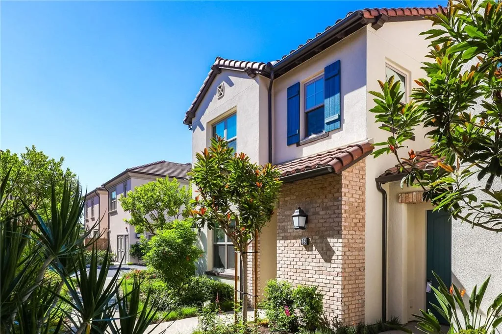 152 Newburry, Irvine, California 92618 home-pic-4