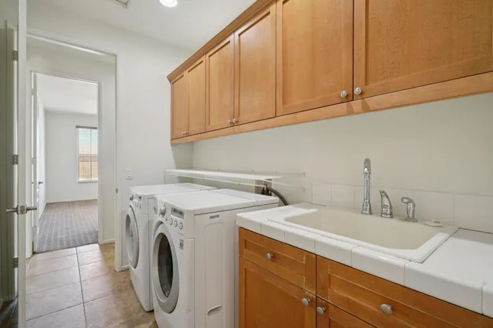 14-web-or-mls-W Agua Dulce Dr-S1908-014