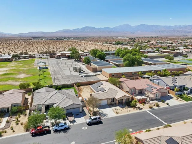 46-web-or-mls-W Agua Dulce Dr-S1908-046