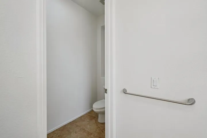 29-web-or-mls-W Agua Dulce Dr-S1908-029