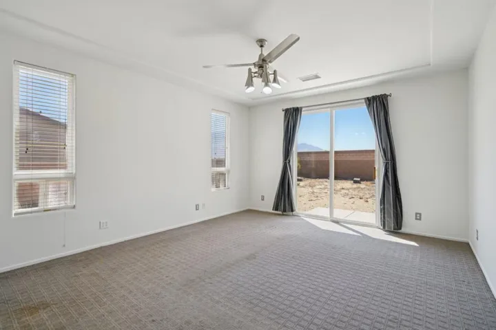 24-web-or-mls-W Agua Dulce Dr-S1908-024