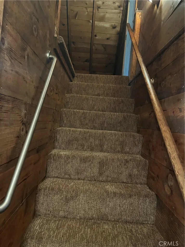 5865 Elm Street, Wrightwood, California 92397 home-pic-10