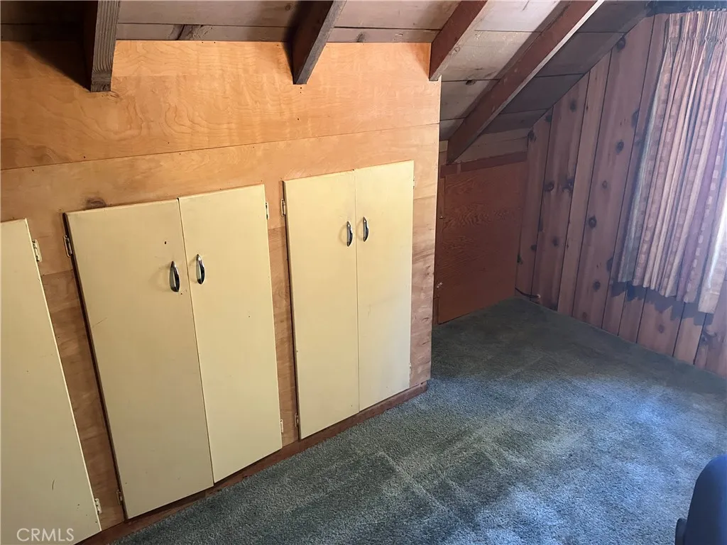 5865 Elm Street, Wrightwood, California 92397 home-pic-13