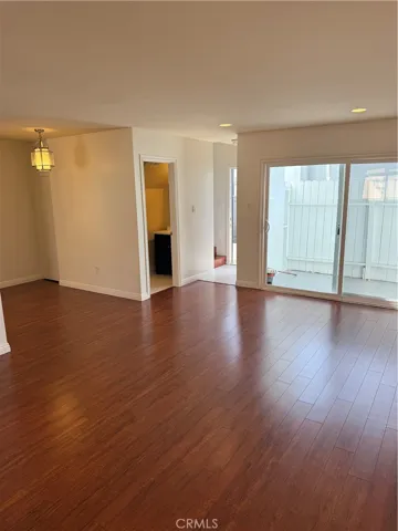 209 N Lucia Avenue, Redondo Beach, California 90277
