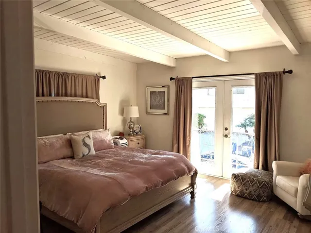 637 13th Street, Manhattan Beach, California 90266