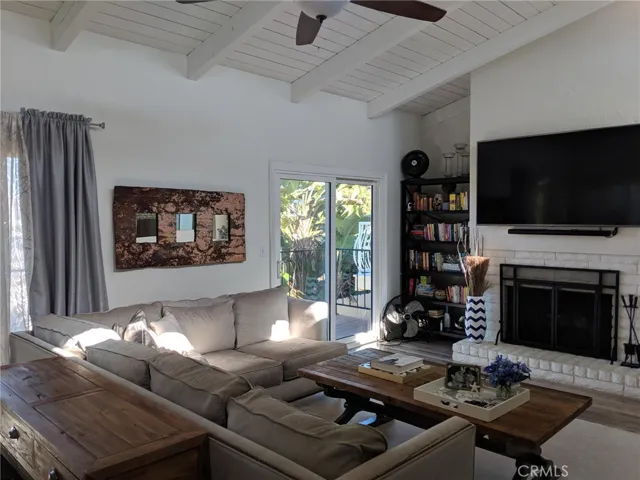 637 13th Street, Manhattan Beach, California 90266