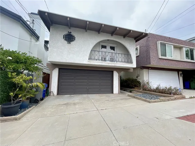 637 13th Street, Manhattan Beach, California 90266