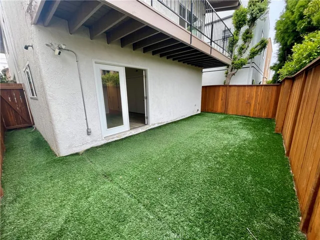 637 13th Street, Manhattan Beach, California 90266