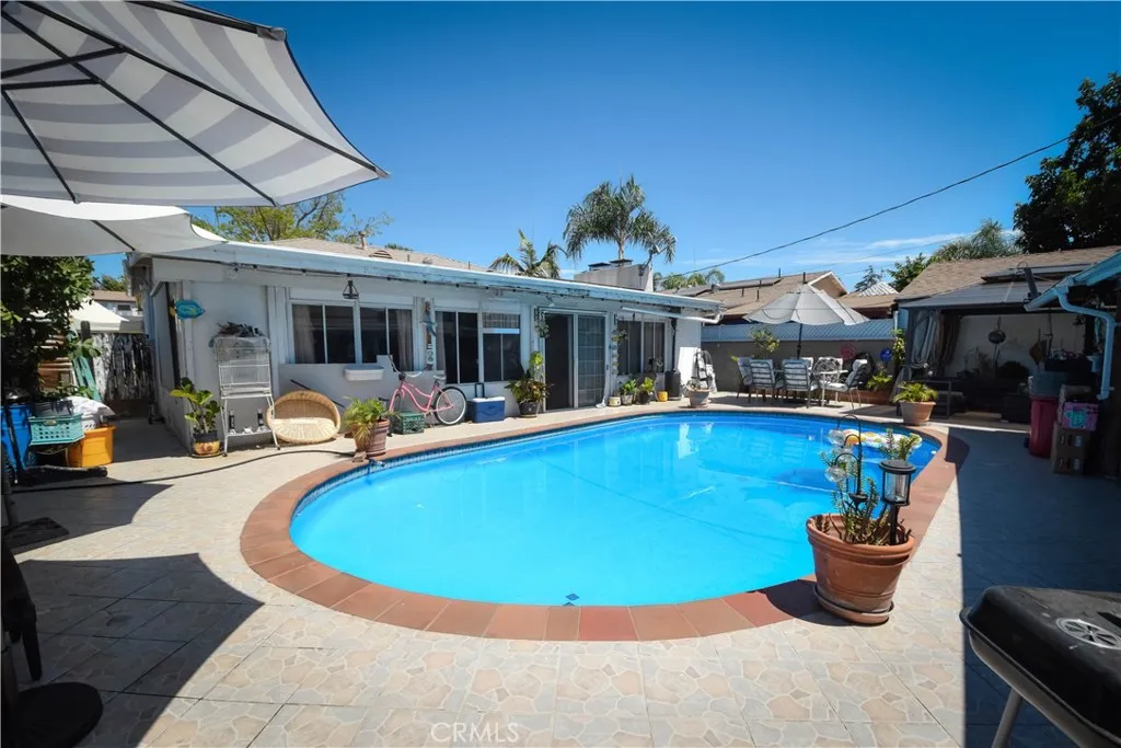 15058 Friar Street, Van Nuys, California 91411 home-pic-18