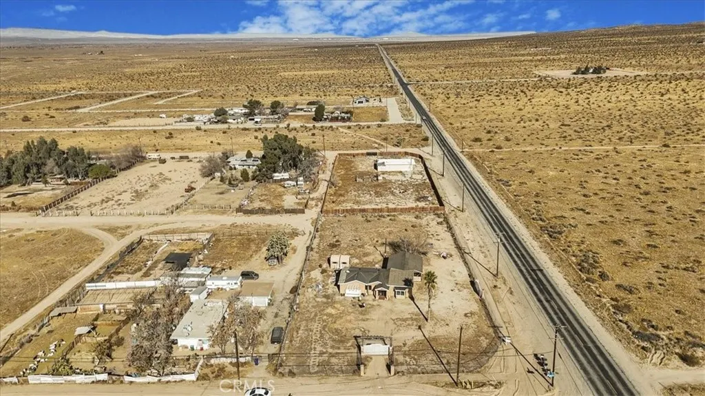 13861 E Avenue G6, Lancaster, California 93535 home-pic-2