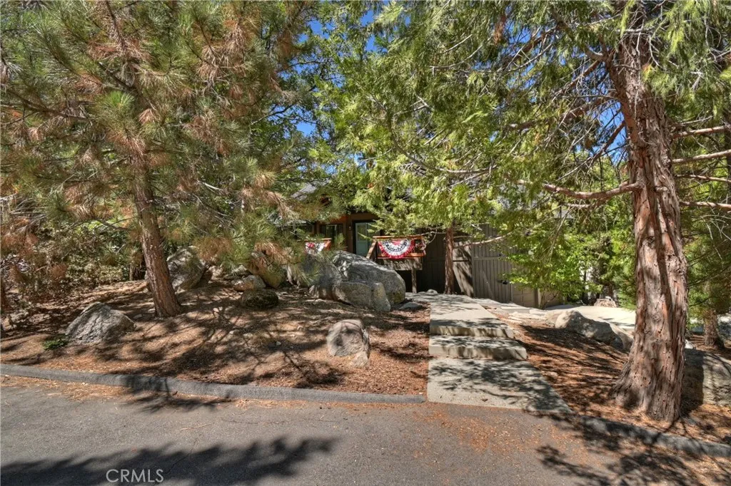 853 Golf Course, Lake Arrowhead, California 92352 home-pic-48