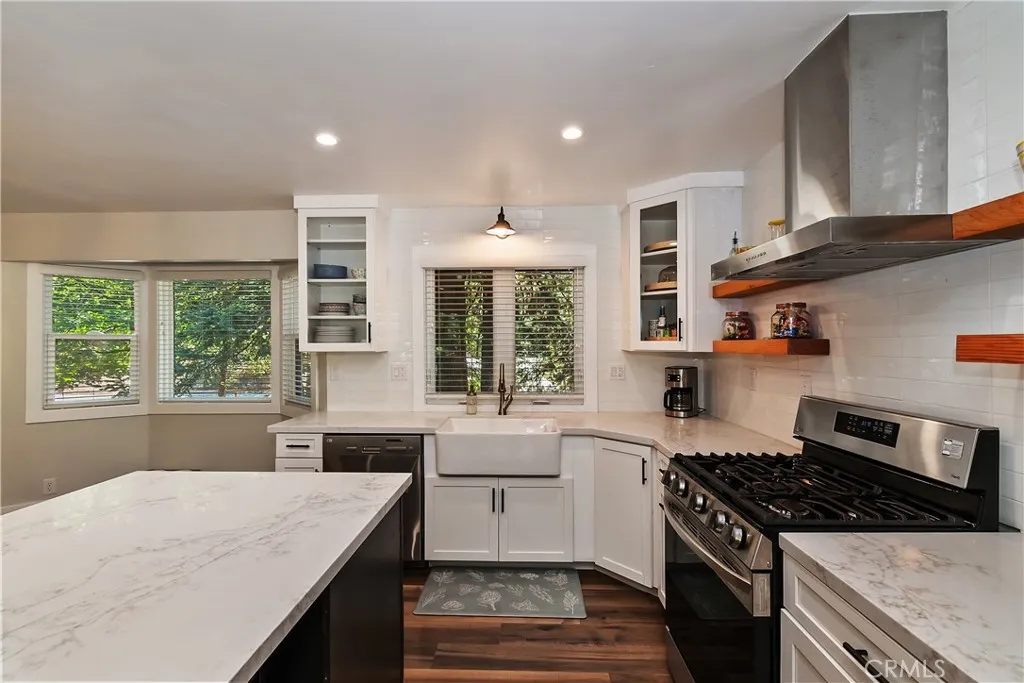 853 Golf Course, Lake Arrowhead, California 92352 home-pic-12