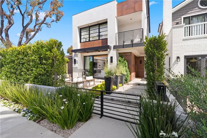 426 Marguerite, Corona Del Mar, California 92625