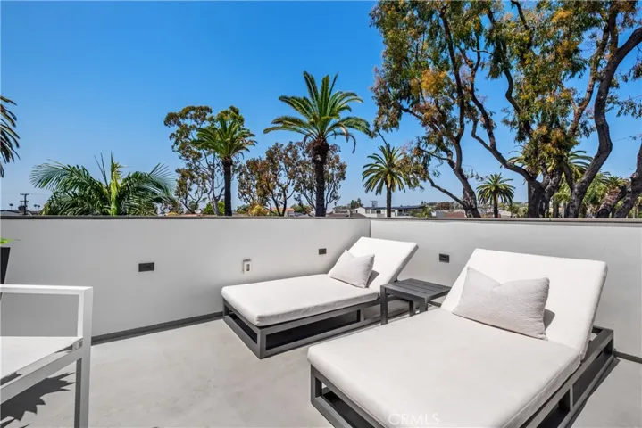 426 Marguerite, Corona Del Mar, California 92625