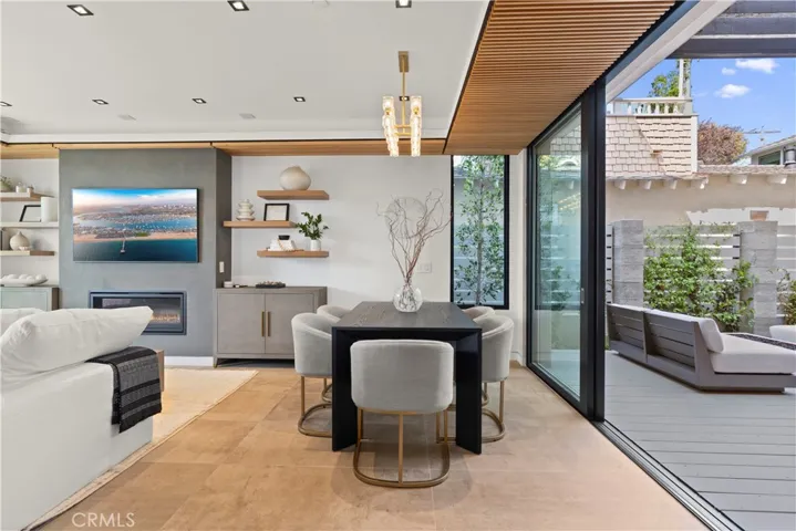 426 Marguerite, Corona Del Mar, California 92625