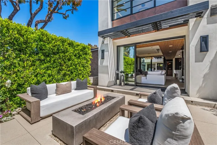 426 Marguerite, Corona Del Mar, California 92625
