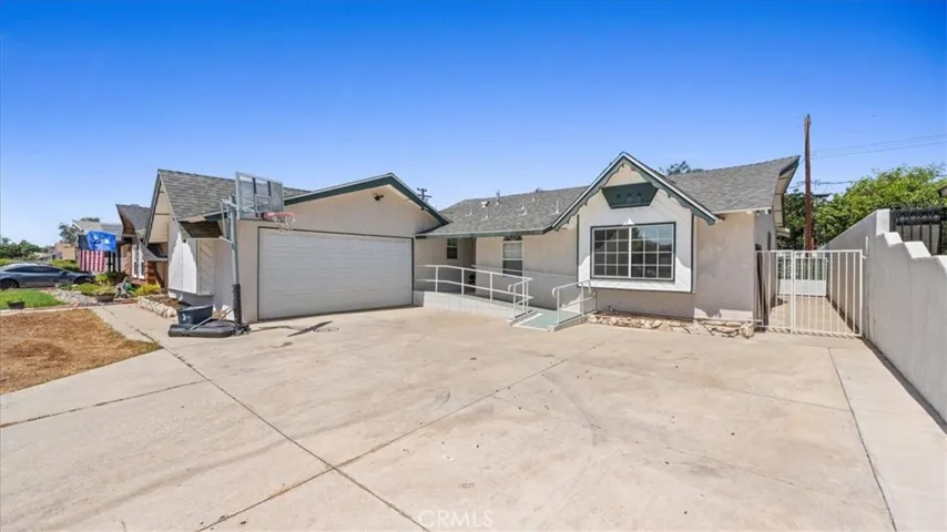 1513 W Cerritos Avenue, Anaheim, California 92802