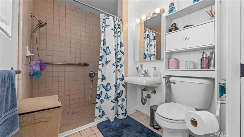 1513 W Cerritos Avenue, Anaheim, California 92802