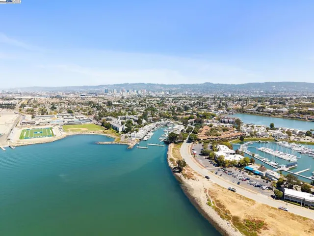 1230 Ballena Blvd, Alameda, California 94501