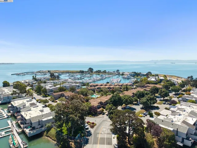 1230 Ballena Blvd, Alameda, California 94501
