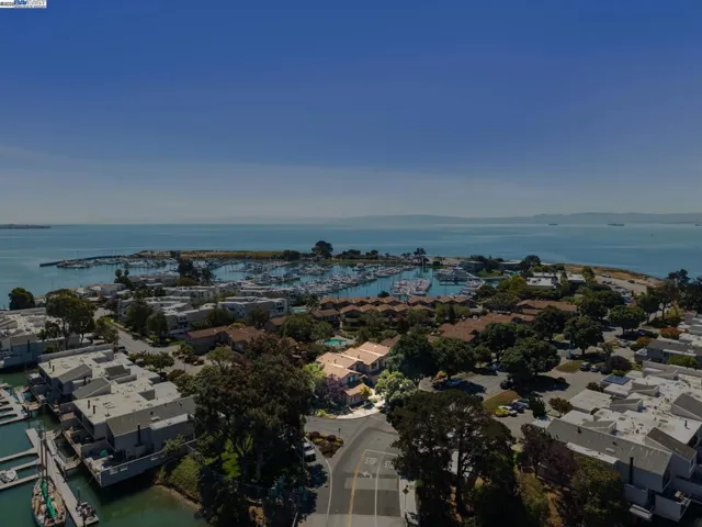 1230 Ballena Blvd, Alameda, California 94501