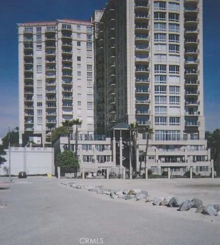 850 E Ocean Boulevard B3, Long Beach, California 90802