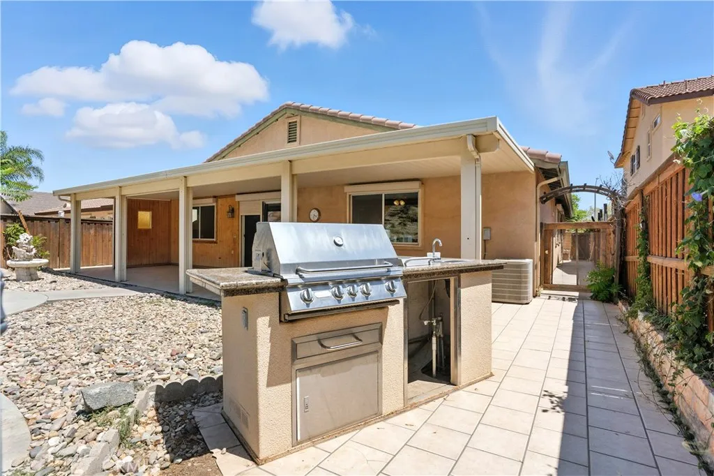 29193 Sunswept Drive, Lake Elsinore, California 92530 home-pic-34