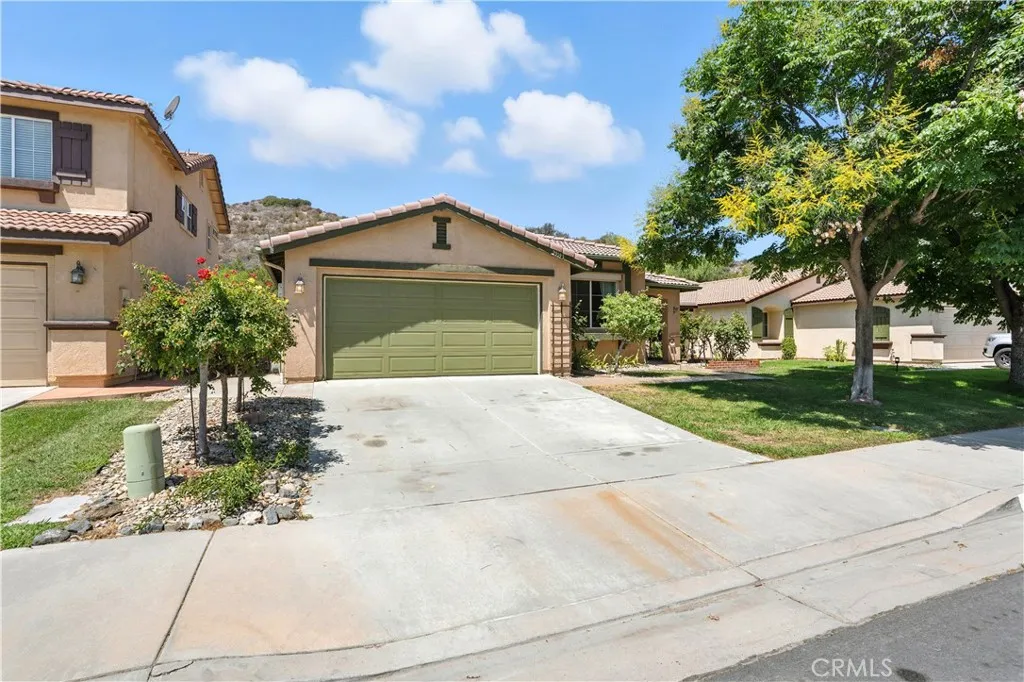 29193 Sunswept Drive, Lake Elsinore, California 92530 home-pic-4