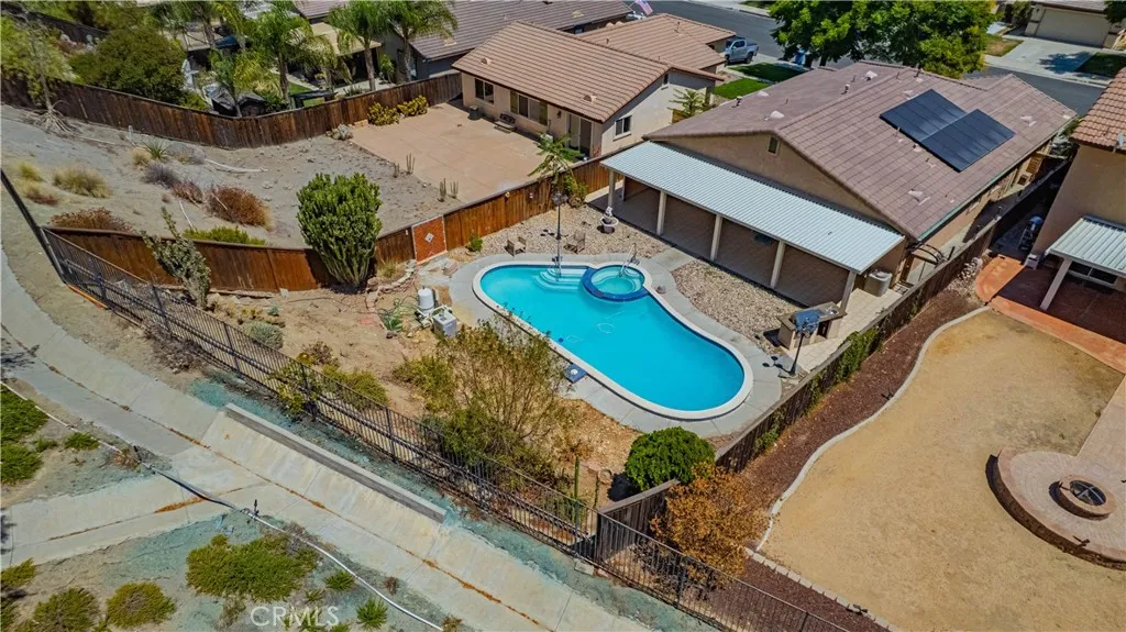 29193 Sunswept Drive, Lake Elsinore, California 92530 home-pic-3