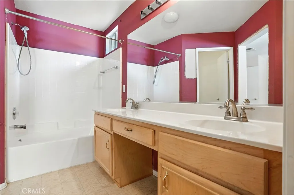 29193 Sunswept Drive, Lake Elsinore, California 92530 home-pic-10