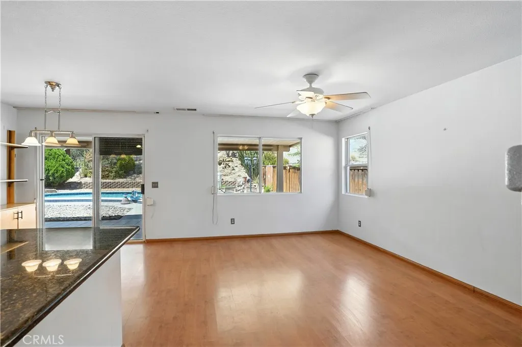 29193 Sunswept Drive, Lake Elsinore, California 92530 home-pic-24