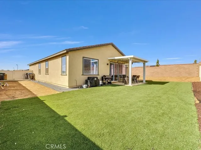 1474 Hummingbird Way, Banning, California 92220