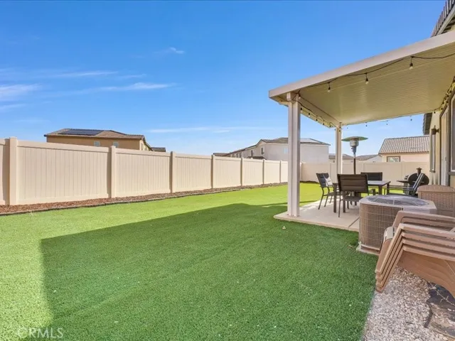1474 Hummingbird Way, Banning, California 92220