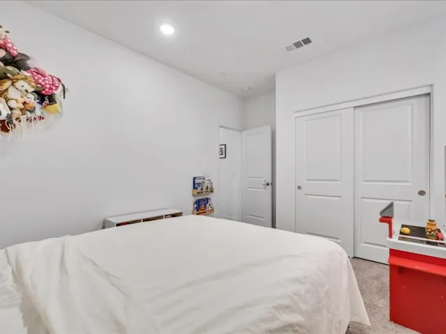 1474 Hummingbird Way, Banning, California 92220
