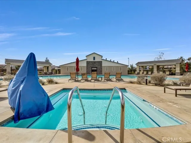 1474 Hummingbird Way, Banning, California 92220