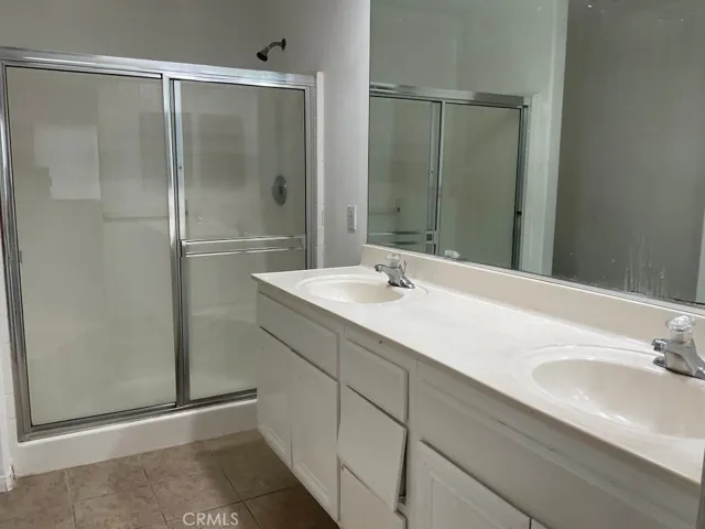16392 Appletree Lane, Victorville, California 92395