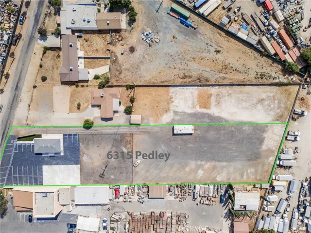 1.52 Acres!! (66,211 sq ft) Imagine the Possibilities!