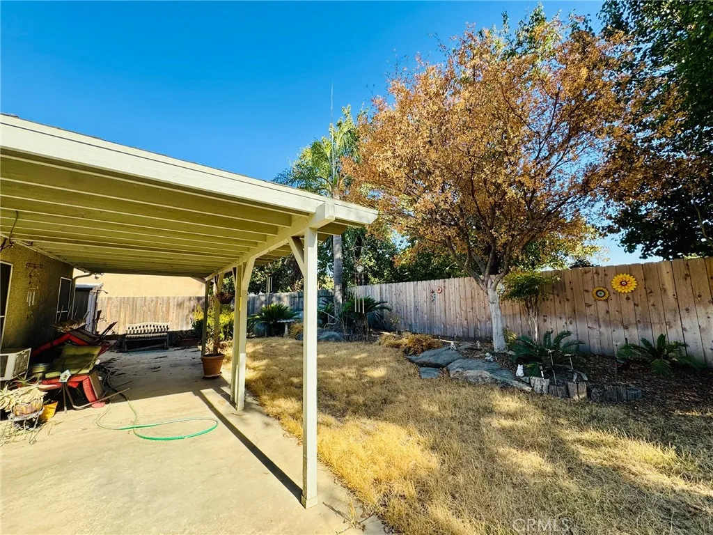 4189 W Providence Avenue, Fresno, California 93722 home-pic-24