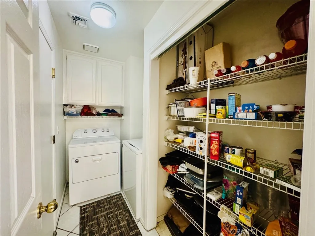 4189 W Providence Avenue, Fresno, California 93722 home-pic-13
